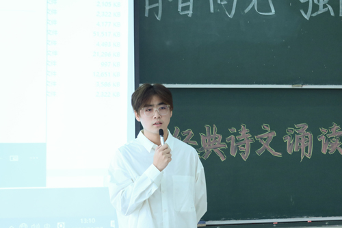 “青春向党,强国有我”诗歌朗诵初赛精彩回顾.JPG “青春向党,强国有我”诗歌朗诵初赛精彩回顾.JPG
