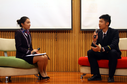 我院“民航之星”吴晓晨.JPG